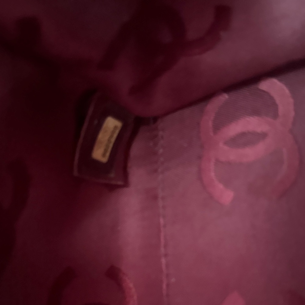 CHANEL Deep Red Leather Tote - Picture 8 of 12